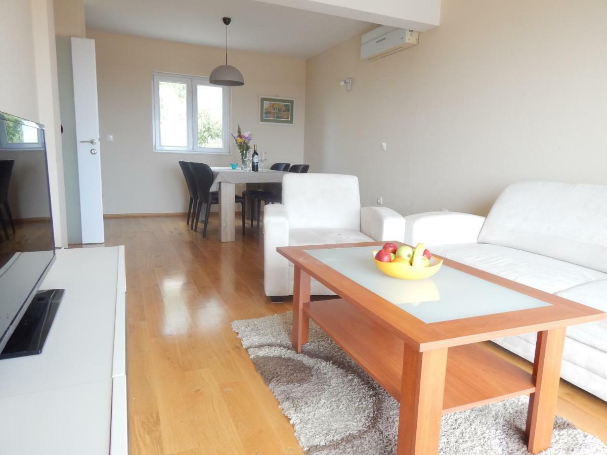 Apartman Karlo Makarska Esterno foto