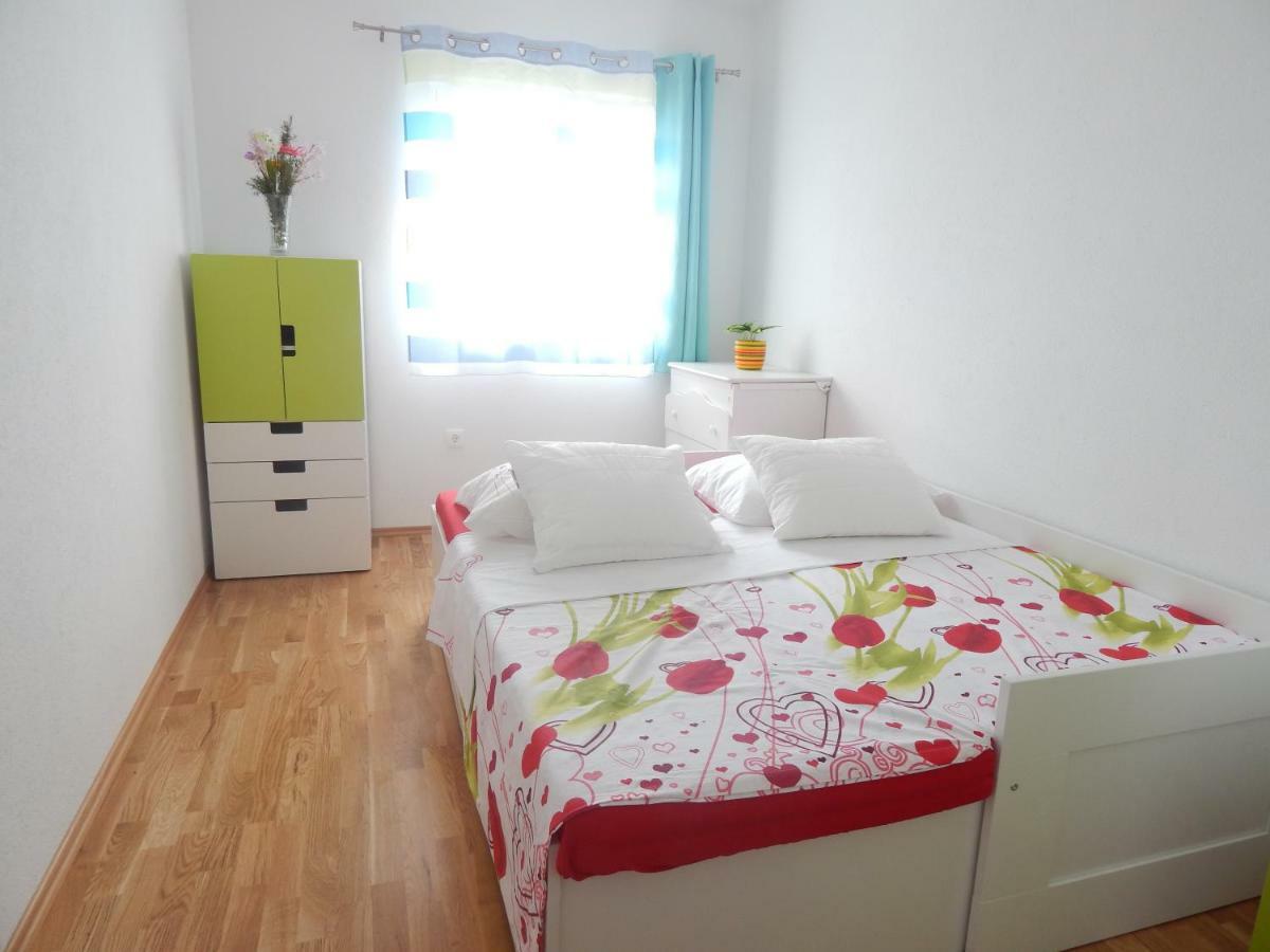 Apartman Karlo Makarska Esterno foto