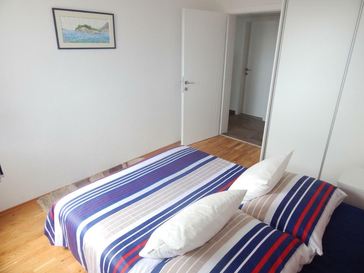 Apartman Karlo Makarska Esterno foto