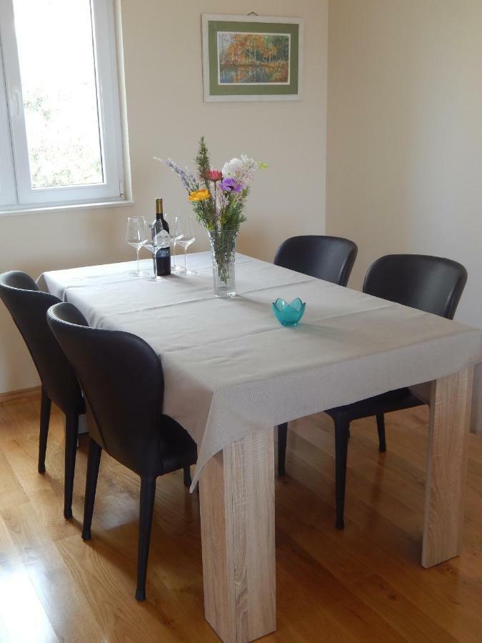 Apartman Karlo Makarska Esterno foto