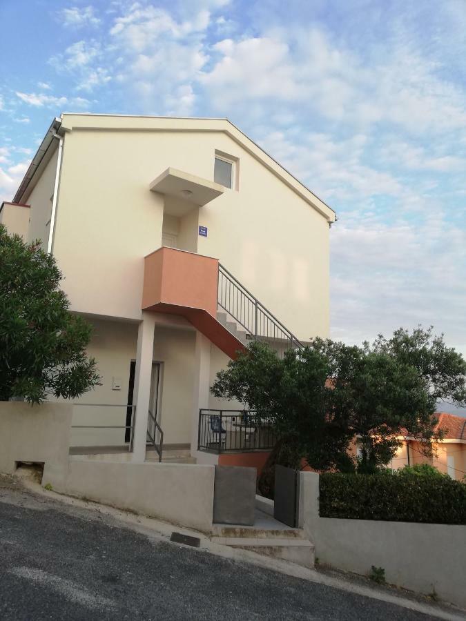 Apartman Karlo Makarska Esterno foto